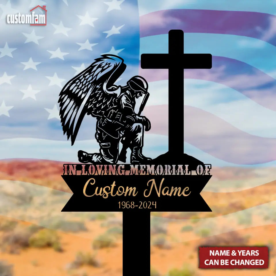 Personalize Soldier Kneeling At Cross Sign Soldier Memorial Veteran Memorial Stake, Veteran Gift